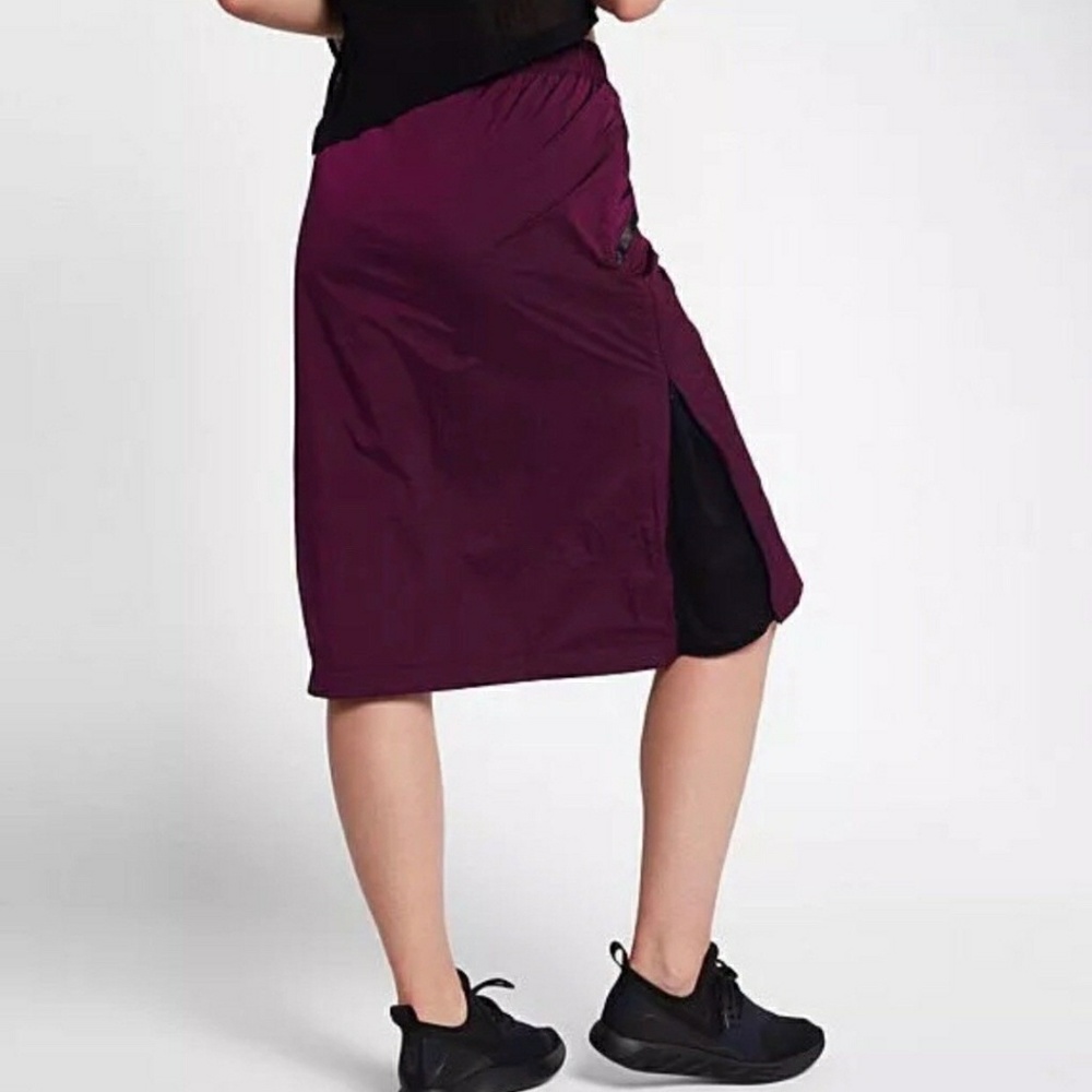 Nike Sportswear Tech Hypermesh Skirt Berry Black